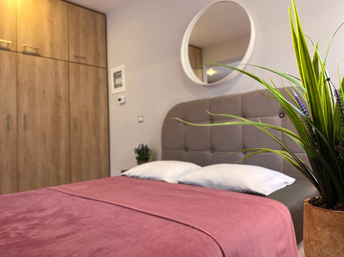 Εmerald Luxury Suite Thessaloniki Exterior photo