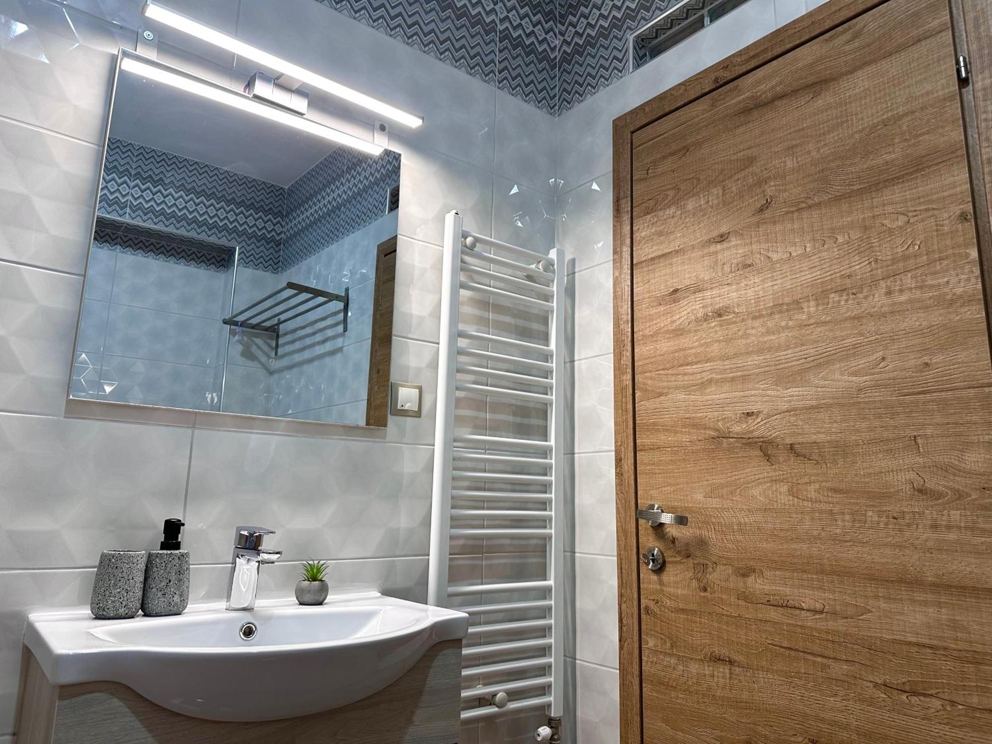 Εmerald Luxury Suite Thessaloniki Exterior photo
